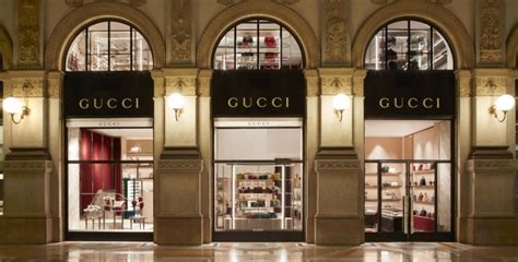 negozio gucci orio al serio|negozi gucci oggi.